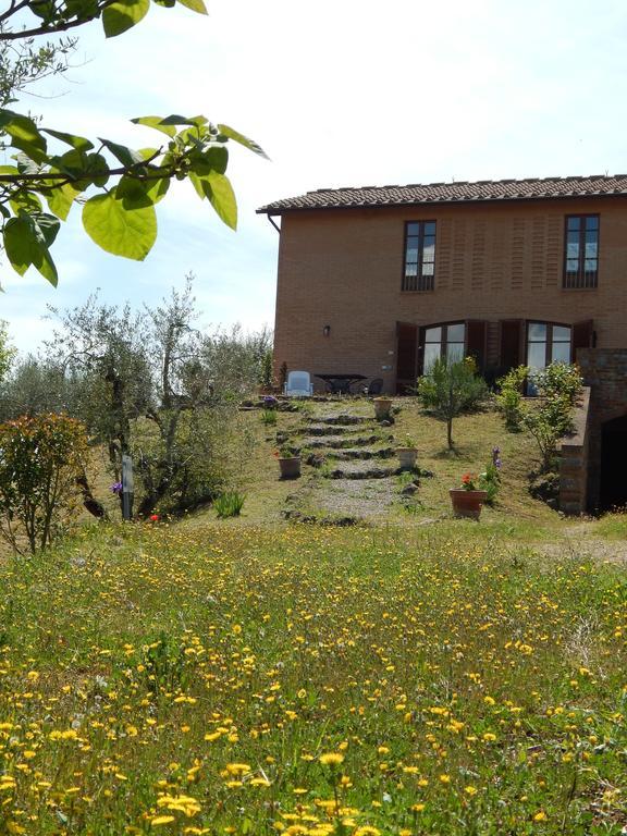 Fullino Nero Rta - Residenza Turistico Alberghiera Siena Eksteriør billede