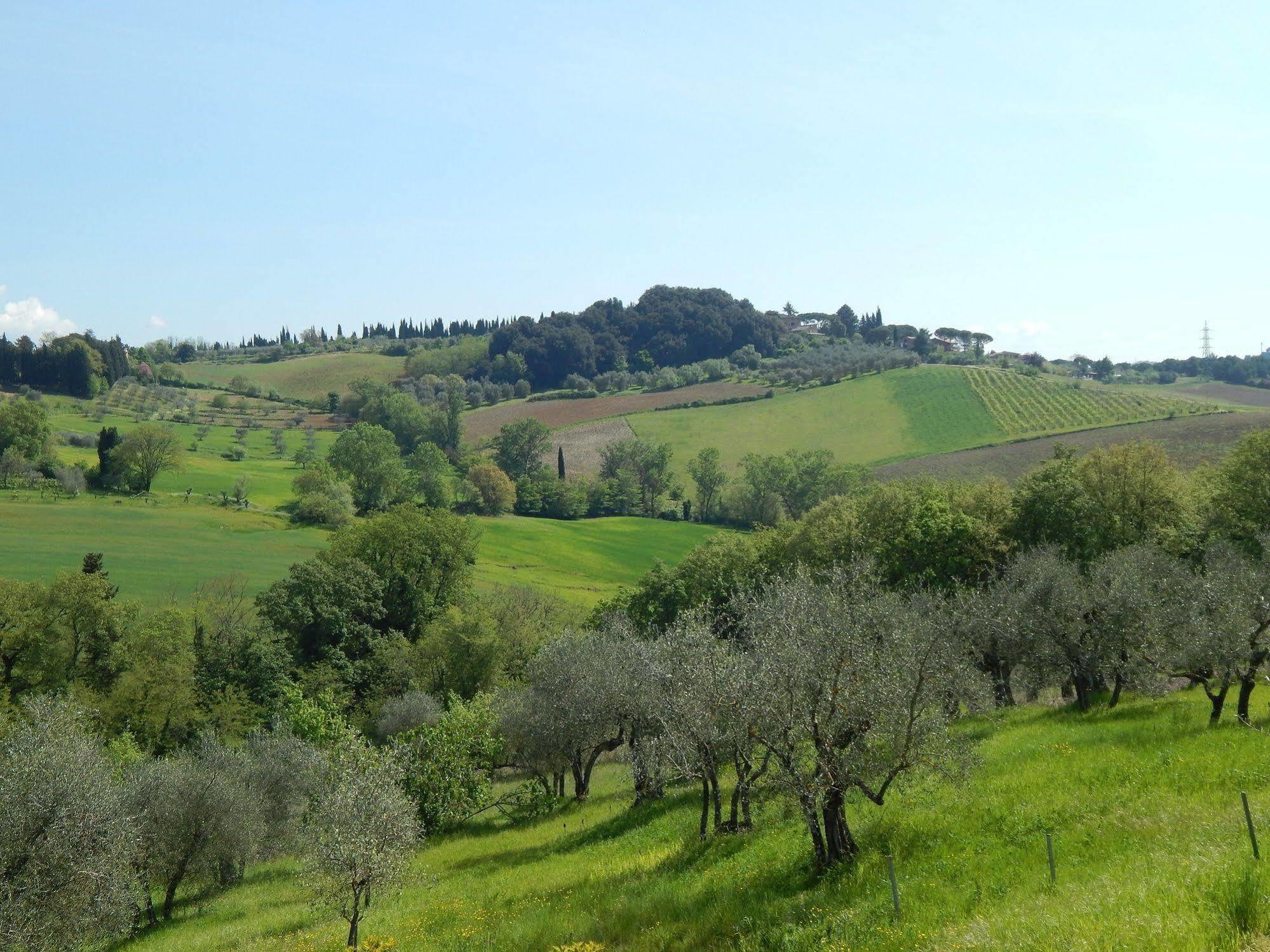 Fullino Nero Rta - Residenza Turistico Alberghiera Siena Eksteriør billede